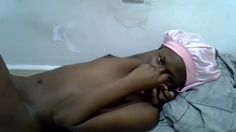 Snapshot of bouncy_vee chatting on 25, 7, 2026 bouncy_vee online show from 25, 7, 2026