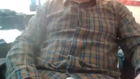 Snapshot of bourbonman144 chatting on 13, 10, 2025 bourbonman144 online show from 13, 10, 2025