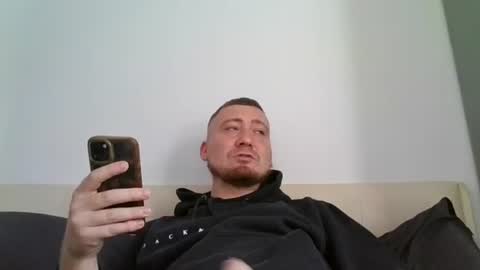 Snapshot of bowler95 chatting on 19, 9, 2025 bowler95 online show from 19, 9, 2025