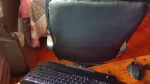 Snapshot of boxgobbler chatting on 6, 5, 2026 Rihanna online show from 6, 5, 2026