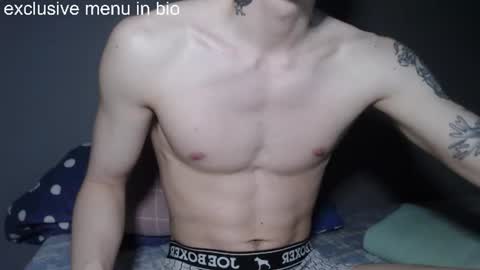 Snapshot of boxman556990 chatting on 15, 7, 2026 boxman556990 online show from 15, 7, 2026
