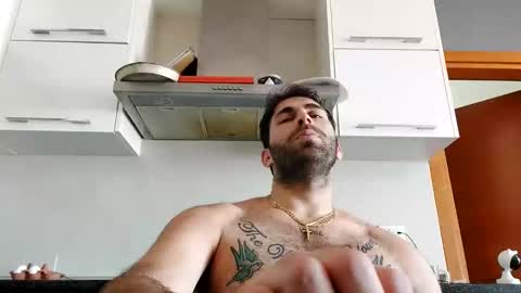 Snapshot of boy_aroundtheworld chatting on 25, 4, 2026 Dan online show from 25, 4, 2026