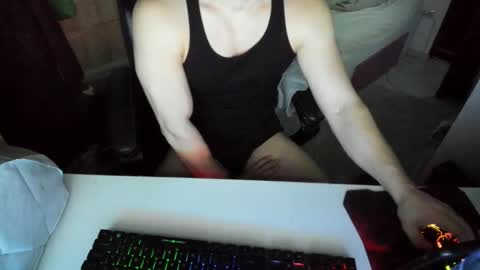 boy_boy22 online show from 3, 1, 2025