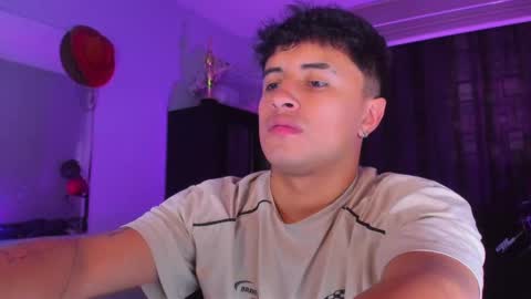 boy_nauthy online show from 28, 2, 2025