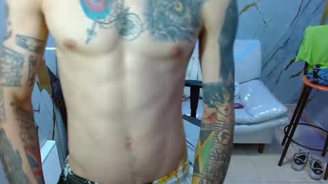 Snapshot of boy_tatto77 chatting on 20, 4, 2026 boy_tatto77 online show from 20, 4, 2026