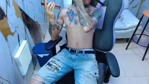 Snapshot of boy_tatto77 chatting on 13, 6, 2026 boy_tatto77 online show from 13, 6, 2026
