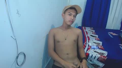 boyax16 online show from 28, 12, 2024