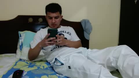 Snapshot of boyfit2023 chatting on 6, 12, 2024 boyfit2023 online show from 6, 12, 2024