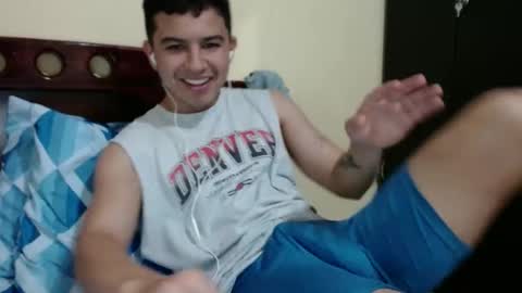 Snapshot of boyfit2023 chatting on 13, 12, 2024 boyfit2023 online show from 13, 12, 2024