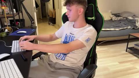 Eddie online show from 14, 12, 2024