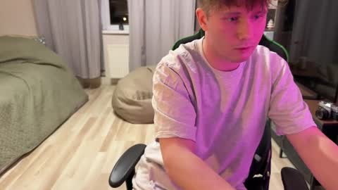 Eddie online show from 29, 3, 2026