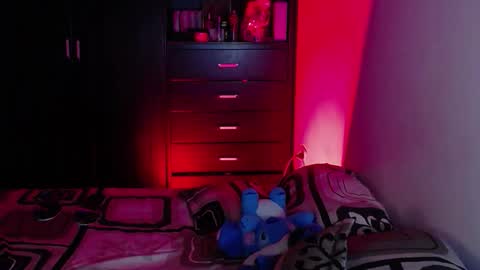 Snapshot of boylatin_777 chatting on 19, 2, 2026 miguel online show from 19, 2, 2026