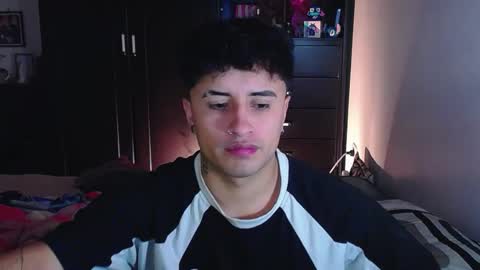 Snapshot of boylatin_777 chatting on 27, 2, 2026 miguel online show from 27, 2, 2026