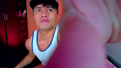 Snapshot of boylatin_777 chatting on 18, 6, 2026 miguel online show from 18, 6, 2026