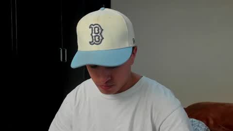 Snapshot of boylatin_777 chatting on 16, 7, 2026 miguel online show from 16, 7, 2026