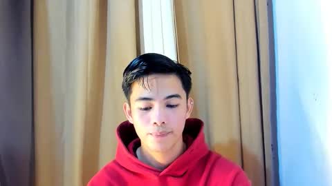 Snapshot of boynextdoor4ux chatting on 5, 3, 2026 HI IM JAMES DONT FORGET GIVE ME THUMBS UP AND JOIN TO MY FANCLUB online show from 5, 3, 2026