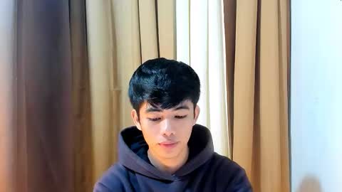 Snapshot of boynextdoor4ux chatting on 1, 4, 2026 HI IM JAMES DONT FORGET GIVE ME THUMBS UP AND JOIN TO MY FANCLUB online show from 1, 4, 2026