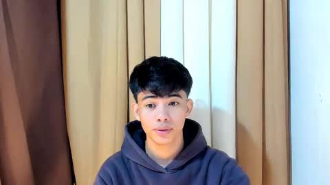 Snapshot of boynextdoor4ux chatting on 8, 4, 2026 HI IM JAMES DONT FORGET GIVE ME THUMBS UP AND JOIN TO MY FANCLUB online show from 8, 4, 2026