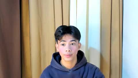 Snapshot of boynextdoor4ux chatting on 13, 4, 2026 HI IM JAMES DONT FORGET GIVE ME THUMBS UP AND JOIN TO MY FANCLUB online show from 13, 4, 2026