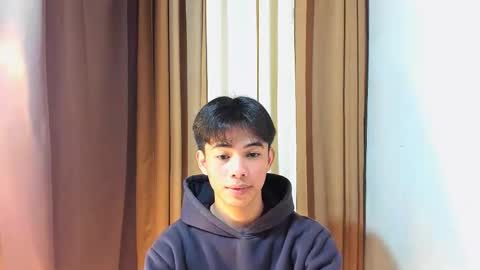 Snapshot of boynextdoor4ux chatting on 22, 4, 2026 HI IM JAMES DONT FORGET GIVE ME THUMBS UP AND JOIN TO MY FANCLUB online show from 22, 4, 2026