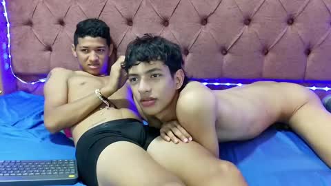 Snapshot of boys_hotparty chatting on 23, 1, 2025 ALEX - TAYLER -MIKE online show from 23, 1, 2025