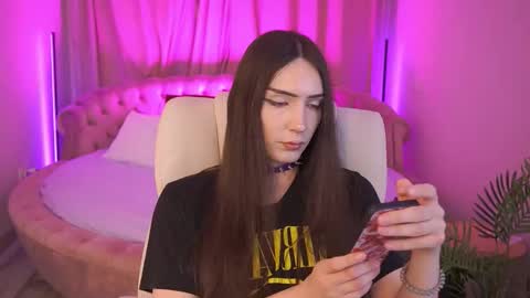 Nova online show from 17, 10, 2025