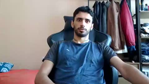 Snapshot of boyzinm2 chatting on 18, 3, 2026 boyzinm2 online show from 18, 3, 2026