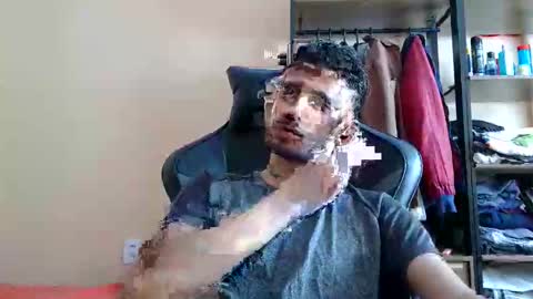 Snapshot of boyzinm2 chatting on 19, 3, 2026 boyzinm2 online show from 19, 3, 2026