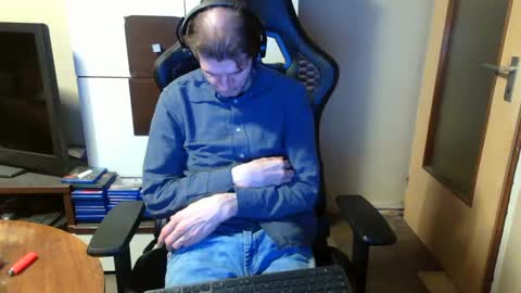 bponie1 online show from 25, 1, 2025