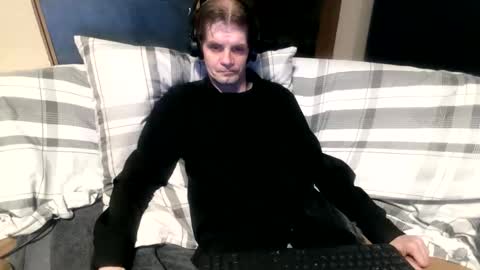 Snapshot of bponie1 chatting on 26, 3, 2026 bponie1 online show from 26, 3, 2026
