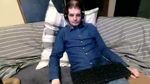 Snapshot of bponie1 chatting on 2, 4, 2026 bponie1 online show from 2, 4, 2026