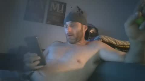 Snapshot of bpstamourconstruction1 chatting on 18, 12, 2025 bpstamourconstruction1 online show from 18, 12, 2025