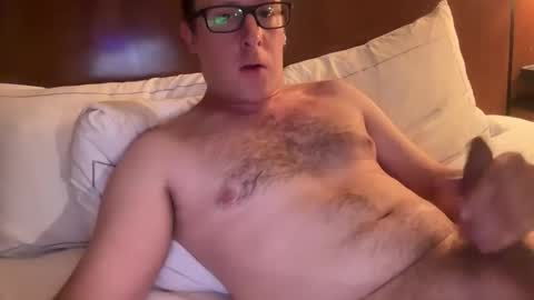 Snapshot of br4d482 chatting on 30, 4, 2026 Brad online show from 30, 4, 2026