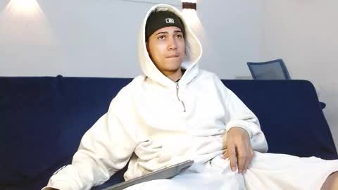 Snapshot of br4ndon_cooper chatting on 8, 10, 2025 Brandon online show from 8, 10, 2025