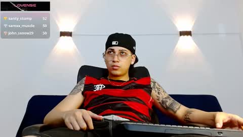 Snapshot of br4ndon_cooper chatting on 12, 11, 2025 Brandon online show from 12, 11, 2025