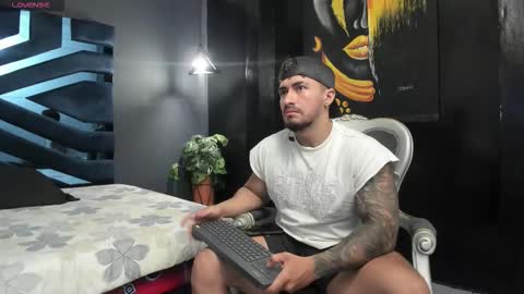 brad summer online show from 28, 3, 2026