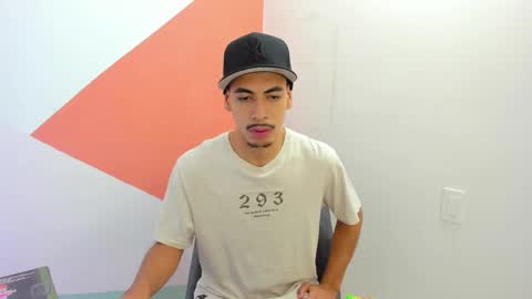 Snapshot of brad_usma chatting on 8, 2, 2025 BRAD USMA online show from 8, 2, 2025