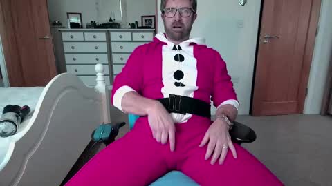 bradley77777 online show from 24, 12, 2024