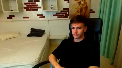 Snapshot of bradyflint chatting on 14, 11, 2025 BradyFlint online show from 14, 11, 2025