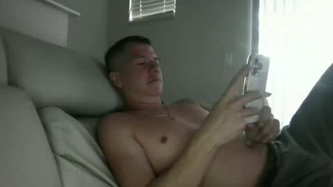 Snapshot of brafred1 chatting on 14, 6, 2026 brafred1 online show from 14, 6, 2026