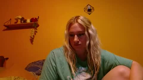 Snapshot of braindeadbetty chatting on 27, 3, 2026 i am a naughty jedi knight online show from 27, 3, 2026