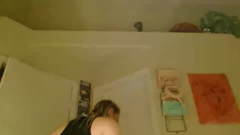 Snapshot of braindeadbetty chatting on 4, 4, 2026 i am a naughty jedi knight online show from 4, 4, 2026