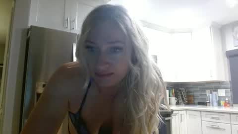 Snapshot of braindeadbetty chatting on 19, 4, 2026 i am a naughty jedi knight online show from 19, 4, 2026