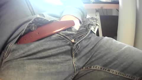 Snapshot of bram27370 chatting on 27, 3, 2026 bram27370 online show from 27, 3, 2026