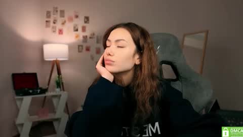 Lilly online show from 3, 12, 2025