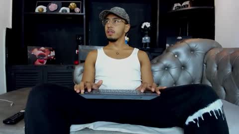 Snapshot of brand_collins chatting on 16, 1, 2026 Brand online show from 16, 1, 2026