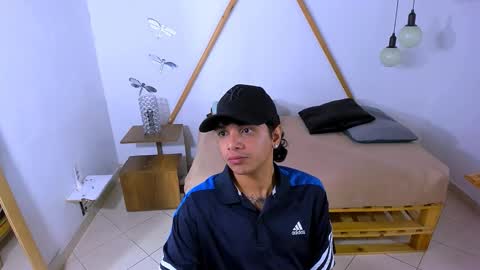 Snapshot of brand_hades chatting on 2, 10, 2025 B R A N D online show from 2, 10, 2025