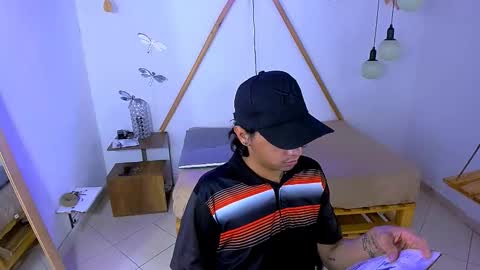 Snapshot of brand_hades chatting on 30, 10, 2025 B R A N D online show from 30, 10, 2025