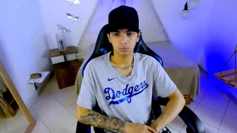 Snapshot of brand_hades chatting on 16, 12, 2025 B R A N D online show from 16, 12, 2025