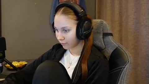 Alice online show from 23, 11, 2025